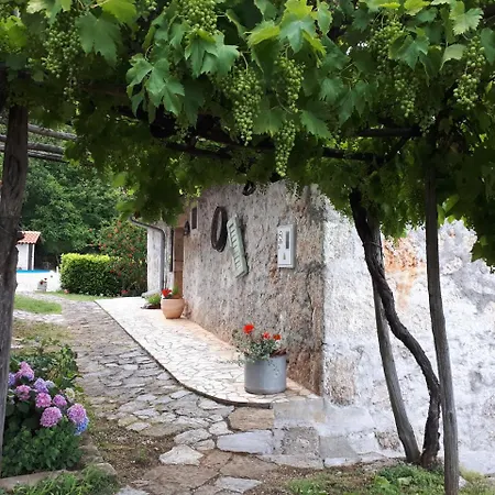 Kuca Za Odmor Mikleus Ferienhaus Lovran